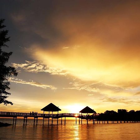 Smilez Homestay H102 & A306 At Pd Perdana Kondo Resort Port Dickson Ngoại thất bức ảnh